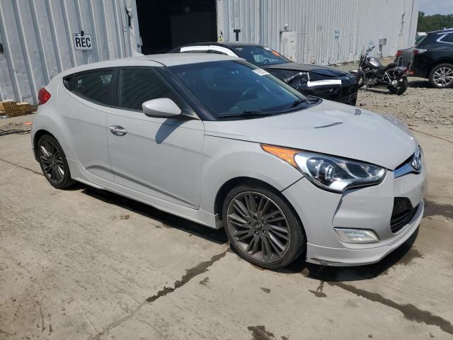 Photo 4 from auction – 2013 HYUNDAI VELOSTER with VIN KMHTC6AD2DU131871
