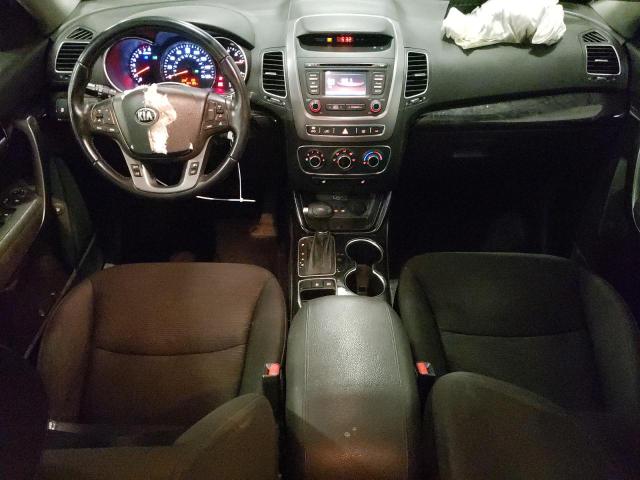 Photo 8 from auction – 2014 KIA SORENTO LX with VIN 5XYKTDA62EG482109