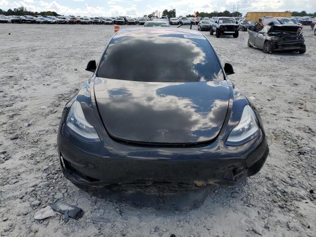 Photo 5 from auction – 2018 TESLA MODEL 3 with VIN 5YJ3E1EB3JF147527