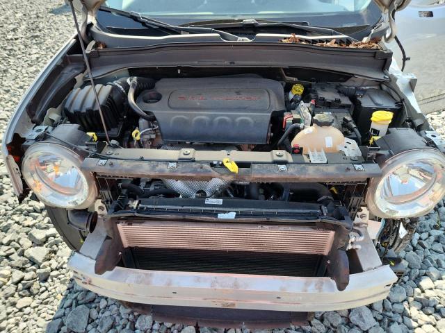 Photo 12 from auction – 2017 JEEP RENEGADE L with VIN ZACCJBBB1HPF27412