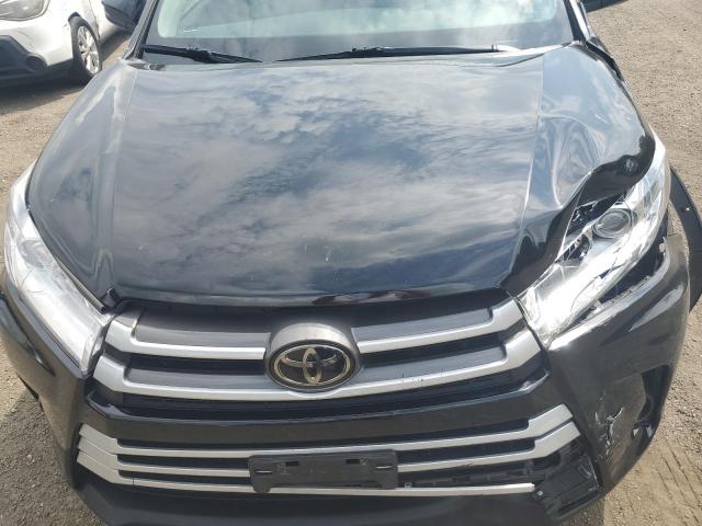 Photo 12 from auction – 2018 TOYOTA HIGHLANDER with VIN 5TDBZRFHXJS908003