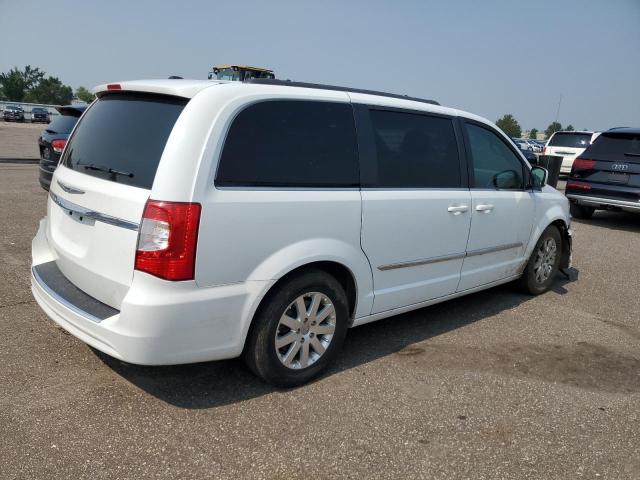 Photo 3 from auction – 2016 CHRYSLER TOWN & COU with VIN 2C4RC1BG8GR296870
