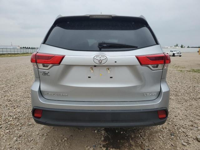Photo 6 from auction – 2019 TOYOTA HIGHLANDER with VIN 5TDBZRFH0KS744309