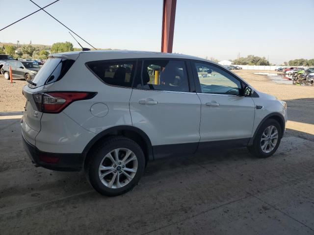 Photo 3 from auction – 2017 FORD ESCAPE SE with VIN 1FMCU9GD1HUE47886