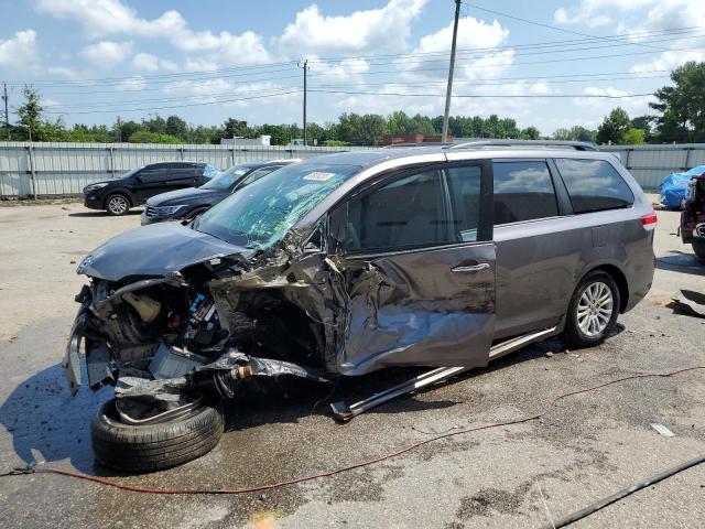 Photo 1 from auction – 2014 TOYOTA SIENNA XLE with VIN 5TDYK3DC6ES511512