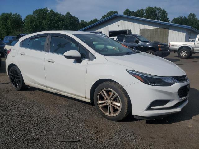 Photo 4 from auction – 2018 CHEVROLET CRUZE LT with VIN 3G1BE6SM8JS570618
