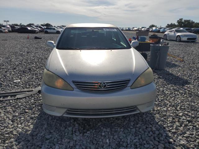 Photo 5 from auction – 2005 TOYOTA CAMRY LE with VIN 4T1BE32K95U053706