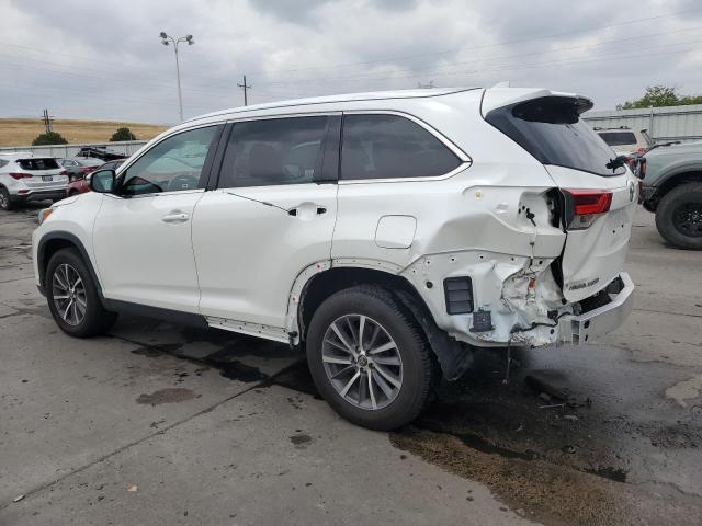 Photo 2 from auction – 2019 TOYOTA HIGHLANDER with VIN 5TDKZRFH5KS339997