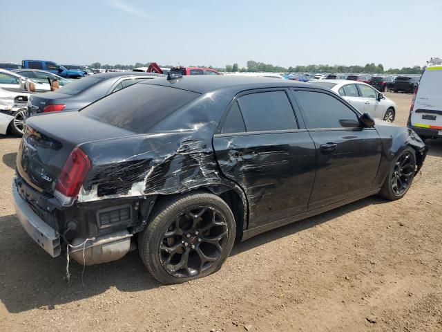 Photo 3 from auction – 2019 CHRYSLER 300 S with VIN 2C3CCABG8KH535973