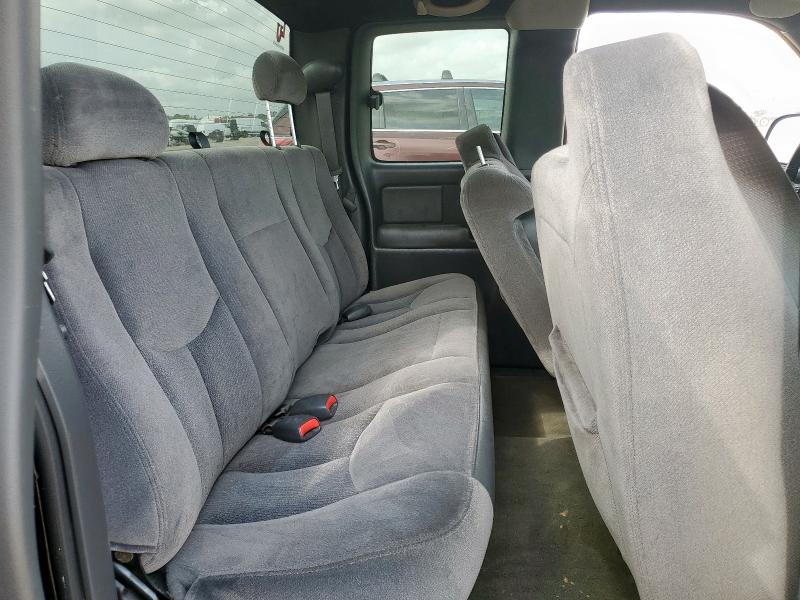 Photo 10 from auction – 2004 GMC NEW SIERRA C1500 with VIN 2GTEC19T341180777