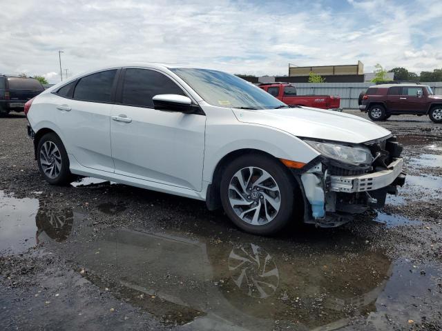 صورة رقم 4 من المزاد - 2017 HONDA CIVIC EX مع VIN 19XFC2F7XHE059898