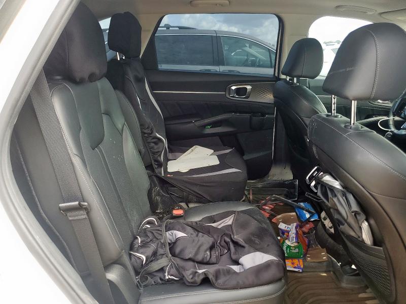 Photo 11 from auction – 2023 KIA SORENTO SX with VIN 5XYRK4LF4PG206239