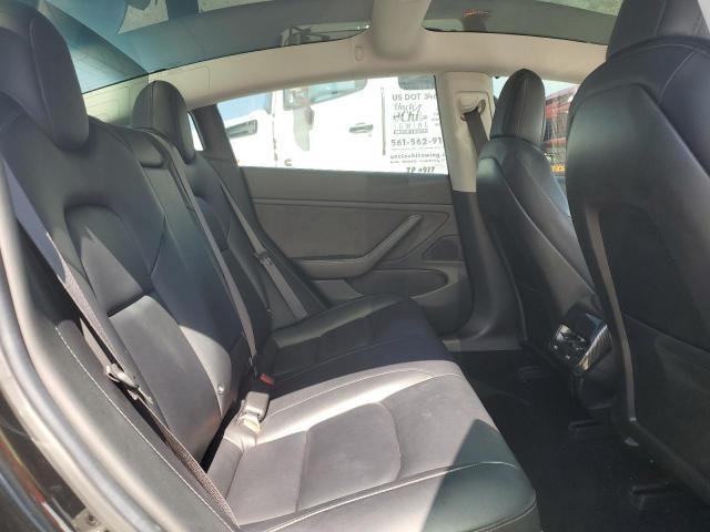 Photo 10 from auction – 2018 TESLA MODEL 3 with VIN 5YJ3E1EA0JF036392