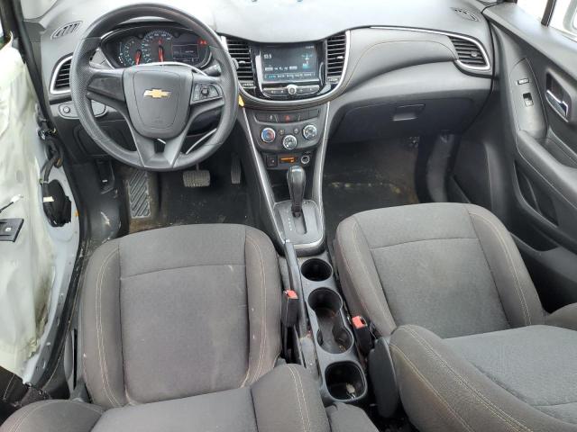 Photo 8 from auction – 2017 CHEVROLET TRAX LS with VIN KL7CJKSB4HB125777