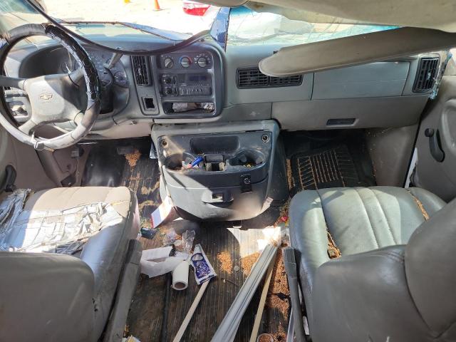 Photo 8 from auction – 2000 CHEVROLET EXPRESS G2 with VIN 1GCFG25M6Y1152092