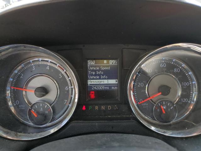 Photo 9 from auction – 2014 CHRYSLER TOWN & COU with VIN 2C4RC1BGXER160835