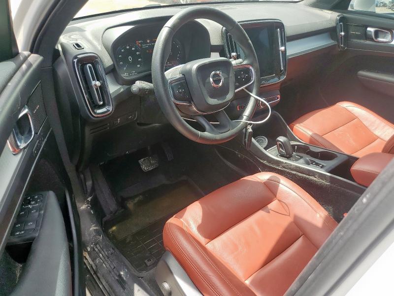 Photo 8 from auction – 2019 VOLVO XC40 T5 MO with VIN YV4162XZ4K2018914