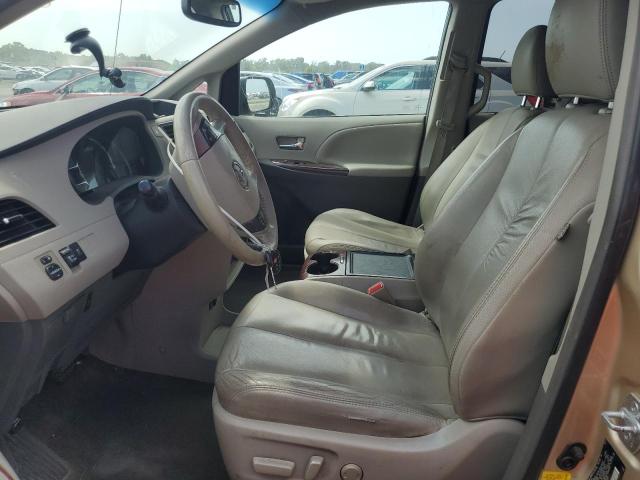 Photo 7 from auction – 2012 TOYOTA SIENNA XLE with VIN 5TDYK3DC6CS230792