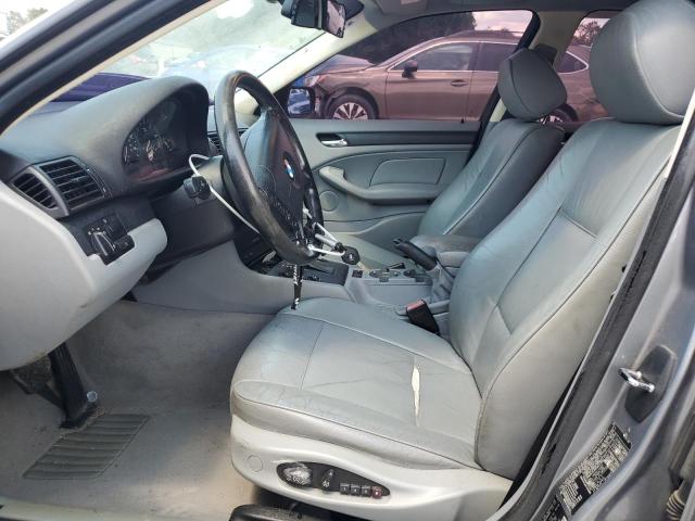 Photo 7 from auction – 2004 BMW 325 I with VIN WBAEV33454KR32418