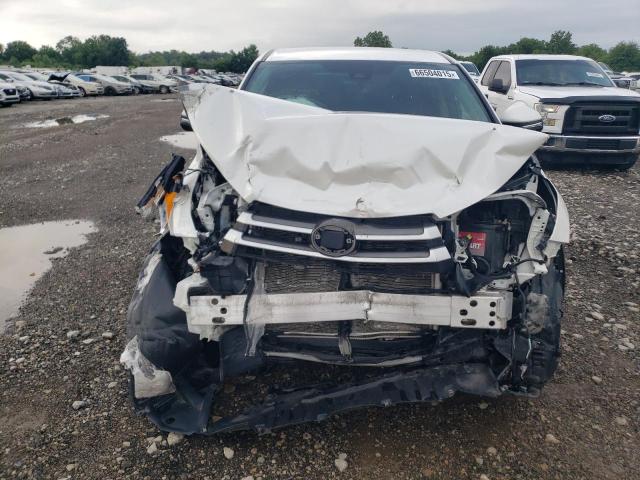 Photo 5 from auction – 2018 TOYOTA HIGHLANDER with VIN 5TDBZRFH2JS899071