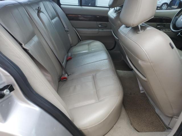 Photo 10 from auction – 2010 MERCURY GRAND MARQ with VIN 2MEBM7FV4AX605441