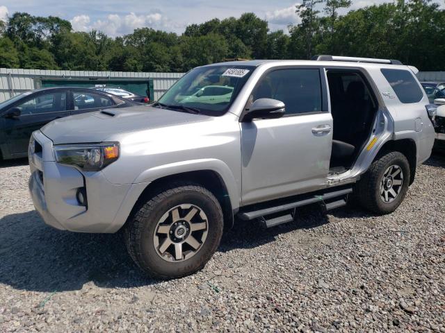 Photo 1 from auction – 2018 TOYOTA 4RUNNER SR with VIN JTEBU5JR5J5590333