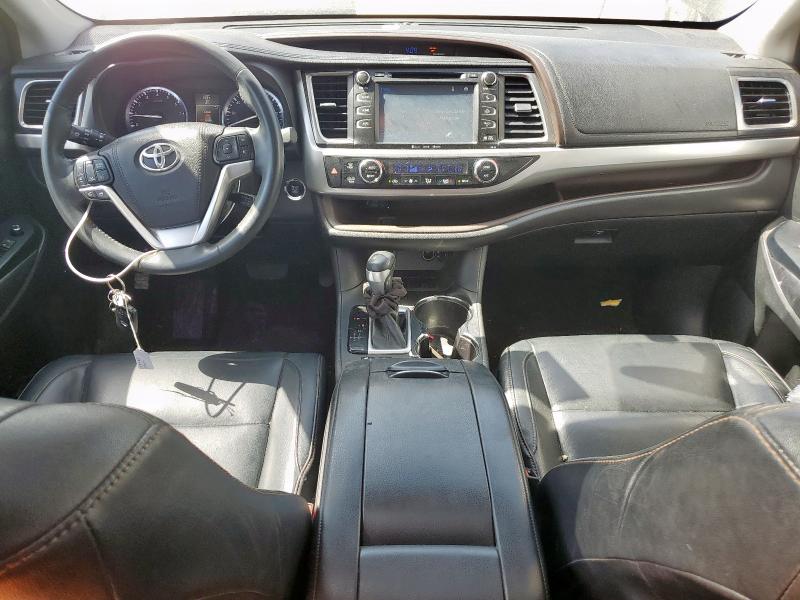 Zdjęcie 8 z aukcji – 2016 TOYOTA HIGHLANDER z VIN 5TDKKRFH1GS154552