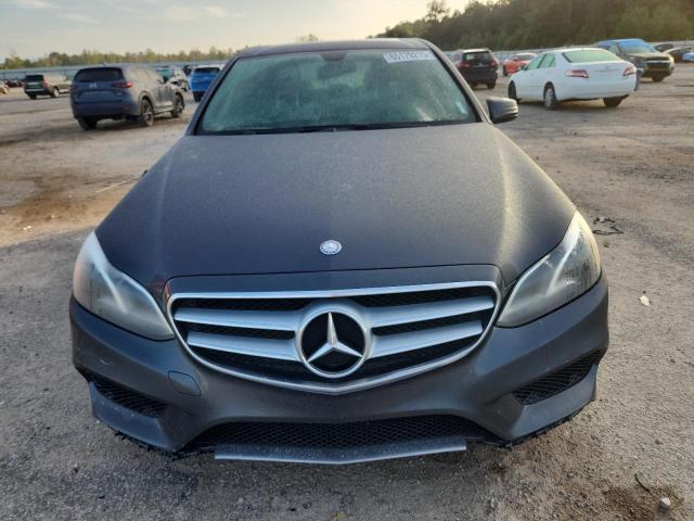 Photo 5 from auction – 2016 MERCEDES-BENZ E 350 with VIN WDDHF5KB4GB294083