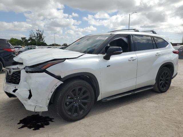 Photo 1 from auction – 2022 TOYOTA HIGHLANDER with VIN 5TDGZRAH9NS560617