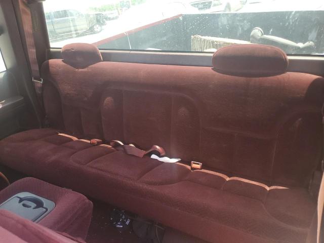 Photo 10 from auction – 1998 CHEVROLET GMT-400 C1 with VIN 2GCEC19R9W1260561