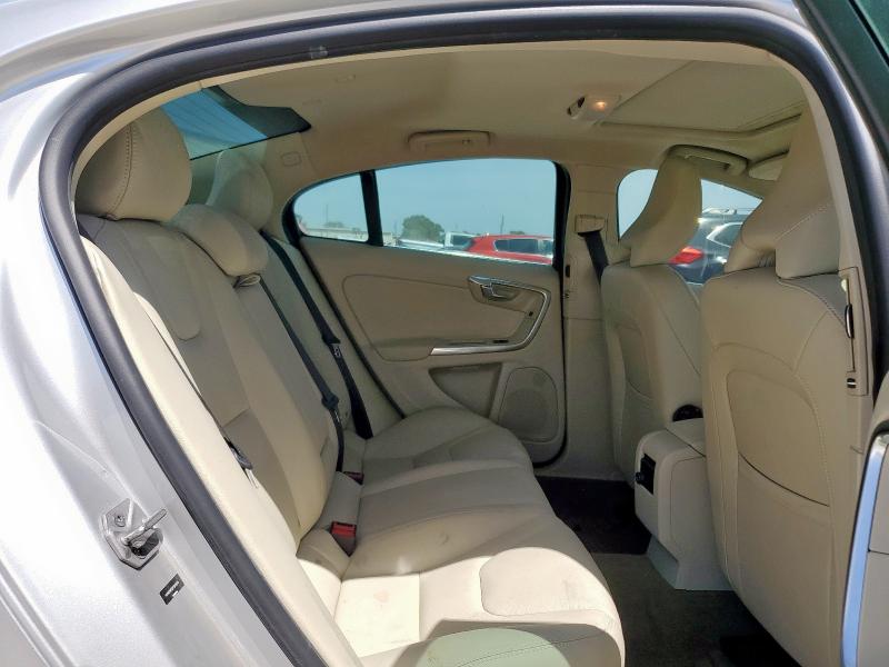 Photo 10 from auction – 2015 VOLVO S60 PREMIE with VIN YV140MFB3F1311579