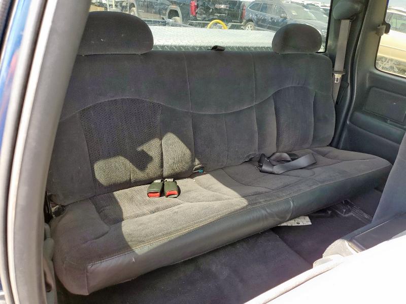 Photo 10 from auction – 2002 CHEVROLET SILVER1500 with VIN 2GCEC19VX21173842