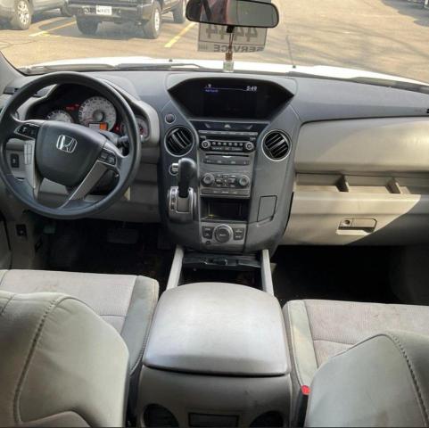 Zdjęcie 9 z aukcji – 2015 HONDA PILOT SE z VIN 5FNYF4H39FB028011