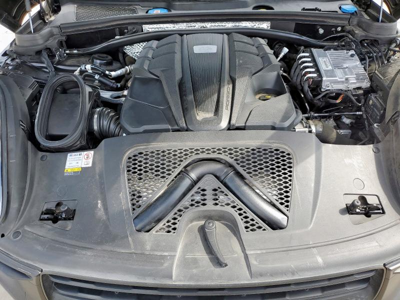 Photo 12 from auction – 2022 PORSCHE MACAN GTS with VIN WP1AF2A59NLB31991