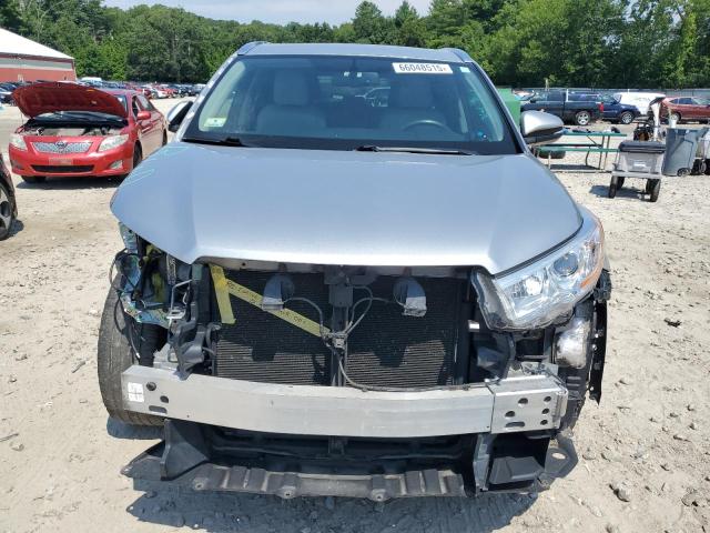 Photo 5 from auction – 2016 TOYOTA HIGHLANDER with VIN 5TDJKRFHXGS246268