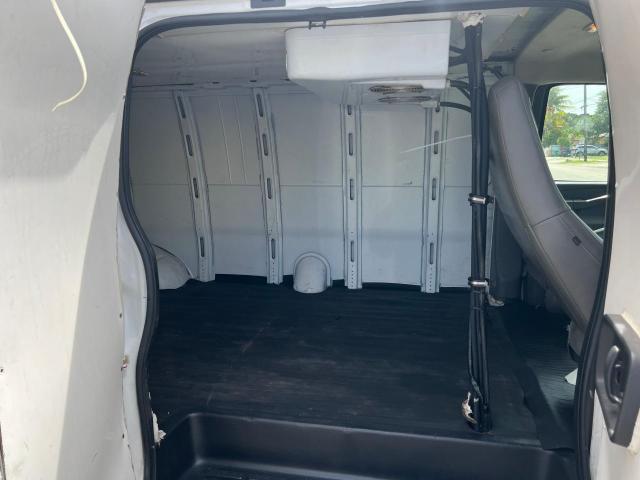 Photo 9 from auction – 2016 CHEVROLET EXPRESS G2 with VIN 1GCWGBFF8G1140475
