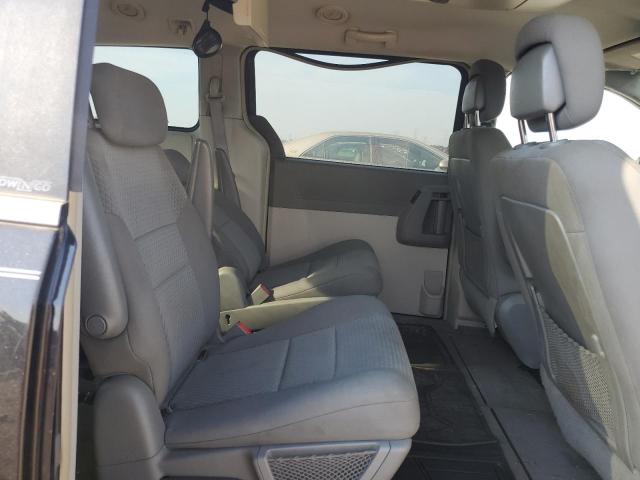 Photo 11 from auction – 2010 CHRYSLER TOWN & COU with VIN 2A4RR5D12AR310620