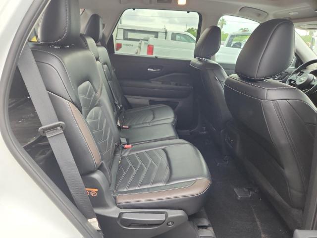 Photo 11 from auction – 2024 NISSAN PATHFINDER with VIN 5N1DR3DG1RC242528