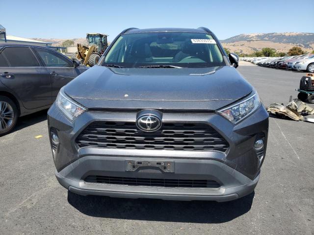 Photo 5 from auction – 2019 TOYOTA RAV4 XLE with VIN JTMP1RFV6KD024351