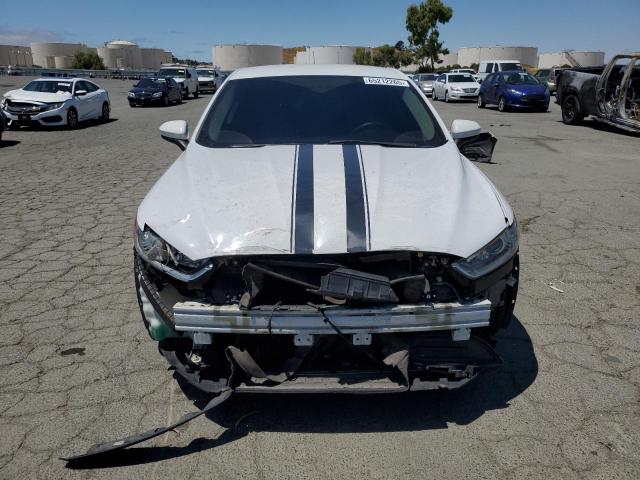 Photo 5 from auction – 2016 FORD FUSION S with VIN 3FA6P0G77GR115770