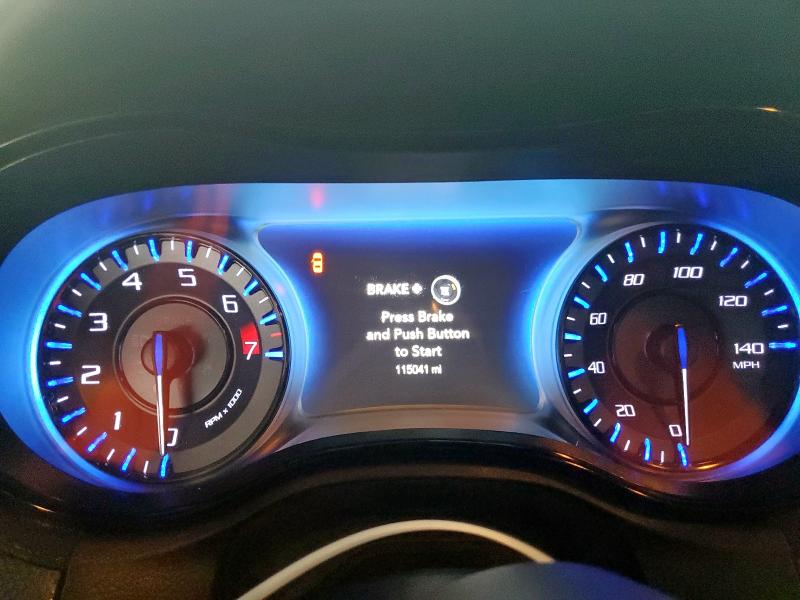 Photo 9 from auction – 2016 CHRYSLER 300 S with VIN 2C3CCABG4GH182218