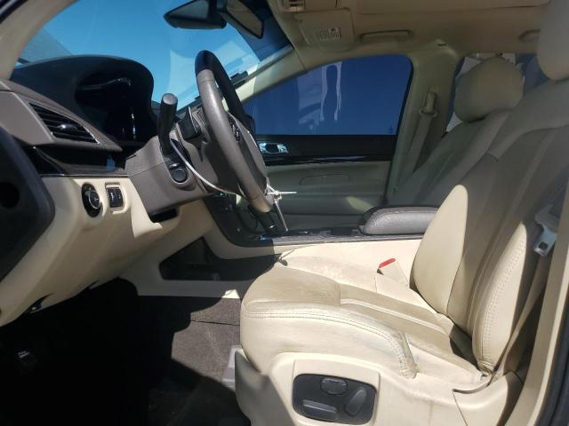 Photo 7 from auction – 2019 LINCOLN MKT with VIN 2LMHJ5AT9KBL03253