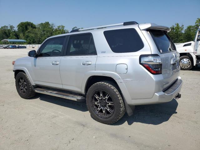 Photo 2 from auction – 2019 TOYOTA 4RUNNER SR with VIN JTEZU5JR3K5203875