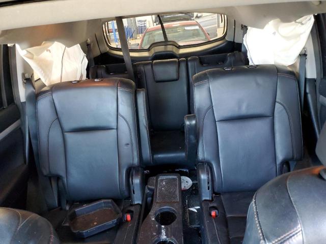 Photo 10 from auction – 2018 TOYOTA HIGHLANDER with VIN 5TDJZRFH8JS865518