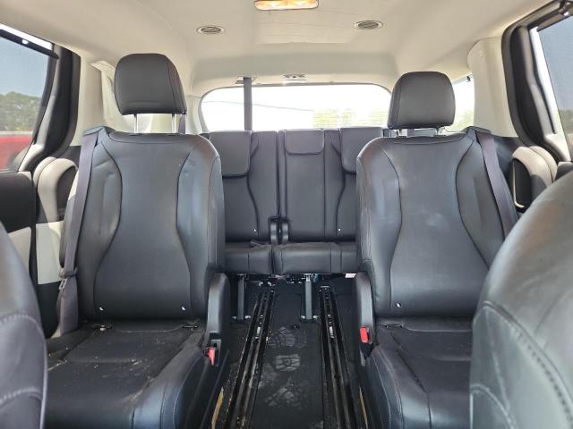Foto 10 de la subasta – 2022 KIA CARNIVAL E con VIN KNDNC5H35N6100835