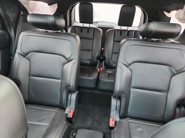 Photo 10 from auction – 2017 FORD EXPLORER L with VIN 1FM5K8F82HGA99558