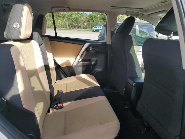 Photo 11 from auction – 2017 TOYOTA RAV4 XLE with VIN JTMWFREV6HD096318