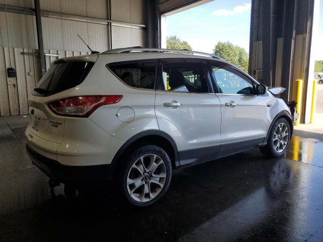 Photo 3 from auction – 2013 FORD ESCAPE TIT with VIN 1FMCU9J92DUD27707