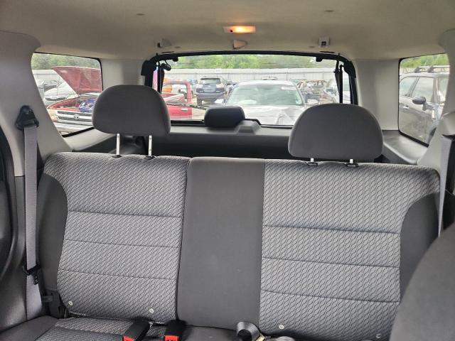 Photo 10 from auction – 2004 FORD ESCAPE XLT with VIN 1FMYU03174DA10319