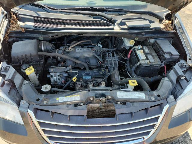 Photo 12 from auction – 2010 CHRYSLER TOWN & COU with VIN 2A4RR5D10AR451587
